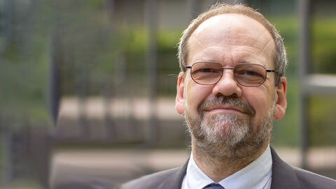 Wolfgang Müller, Bereichsleiter KONSENS I-Dialog / Bewertung bei der HZD Porträtfoto Wolfgang Müller
