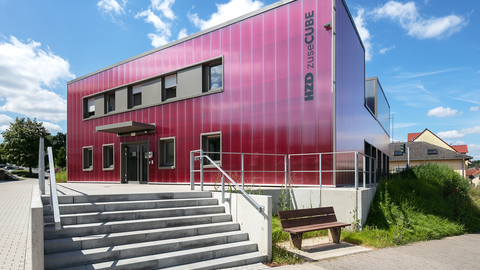 Außenansicht des zuseCUBE am Standort Hünfeld